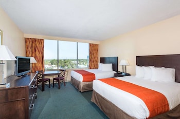Deluxe Room, 2 Queen Beds, Accessible, Tower