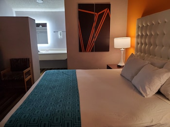Standard Room, 1 King Bed, Non Smoking