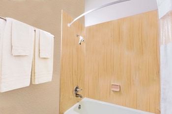 Luxury Suite, 1 Queen Bed with Sofa bed, Non Smoking