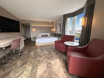 Room, 1 King Bed (Coast King)