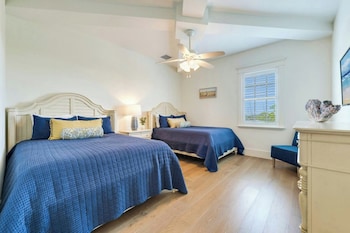 Room, 4 Bedrooms (Schefflera 1114)