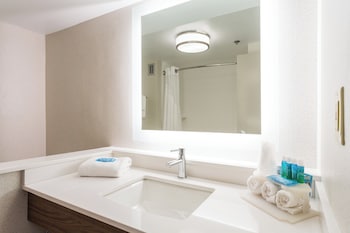 Room, 1 King Bed with Sofa bed, Non Smoking (MOBILITY)