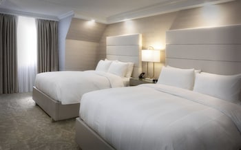 Classic Suite, 1 Bedroom (Lakeside)