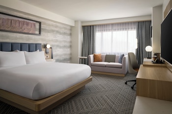 Executive, One King Bed, Non-Smoking
