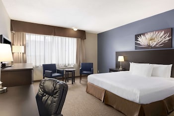 Standard Room, 1 King Bed