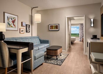 Suite, 2 Queen Beds, Pool View (Caribe)