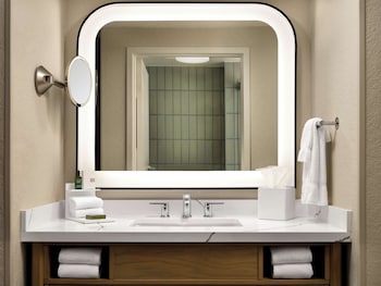 Suite, 1 King Bed (Caribe)