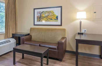 Deluxe Studio, Multiple Beds, Non Smoking