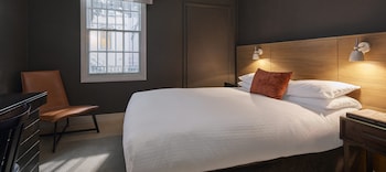 Room (Heritage)