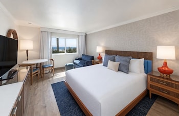 Room, Multiple Beds, Accessible, Beach View