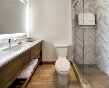 Suite, Multiple Beds (Pierside King Suite)