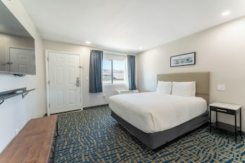 Standard Room, 1 Queen Bed, Non Smoking