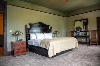 Premium Room, 1 King Bed