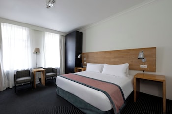 Superior Room, Hot Tub