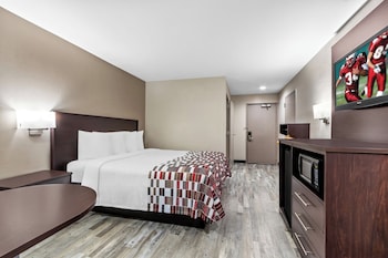 Superior Room, 1 King Bed, Accessible (Smoke Free)