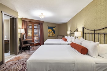 Superior Room, 2 Queen Beds, Balcony