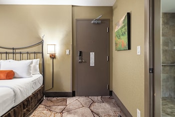 Standard Room, 2 Queen Beds, Mobility Accessible