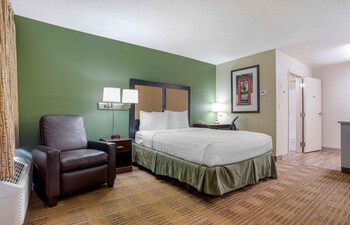 Studio, 1 Queen Bed, Non Smoking