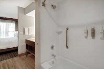 Suite, 1 King Bed, Fireplace