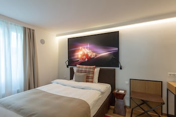 Single Room Plus