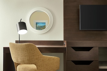 Room, 1 King Bed with Sofa bed, Bathtub
