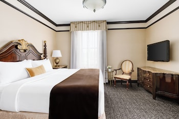 Deluxe Room, 1 King Bed