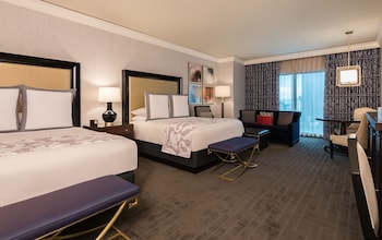 Augustus Premium Room, 2 Queen Beds, Non Smoking