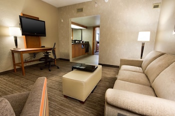 Suite, 1 Queen Bed with Sofa bed (Upper Floor, Sofa Sleeper, 2 Rooms)