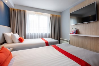 Standard Room, 2 Twin Beds (with Free Hot Breakfast)