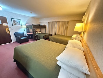 Room, Multiple Beds, Non Smoking