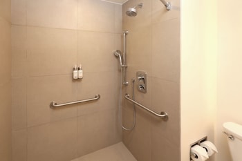 Standard Room, 1 King Bed, Accessible