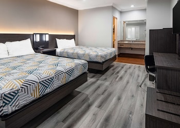 Standard Room, 2 Queen Beds, Non Smoking