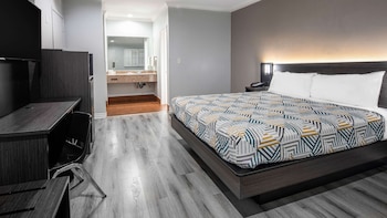 Standard Room, 1 King Bed, Non Smoking