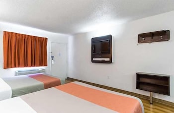 Basic Room, 2 Queen Beds