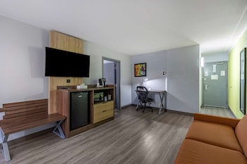 Suite, 2 Queen Beds, Non Smoking, Refrigerator & Microwave