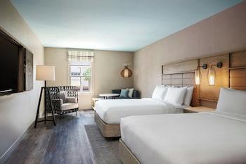Classic Room, 2 Queen Beds (Mobility Accessible, Roll-In Shower)