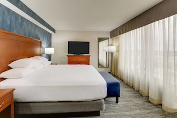 Suite, 1 King Bed with Sofa bed (Upper Floor, Sofa Sleeper, 2 Rooms)