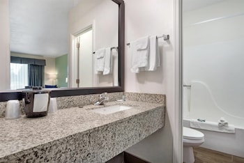 Standard Room, 1 King Bed, Non Smoking, Microwave (Water View)