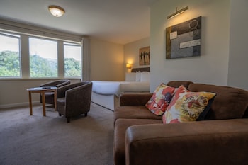 Superior Double Room, 1 Double Bed, Canal View