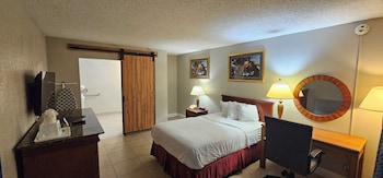 Room, 1 Double Bed, Accessible, Non Smoking (First Floor)