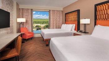 Tower - Water View. Florida special accessible room and option for hearing accessibility.  2 queen b