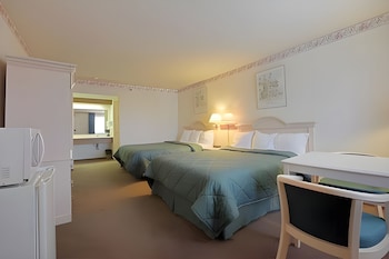 Room, 2 Queen Beds, Non Smoking