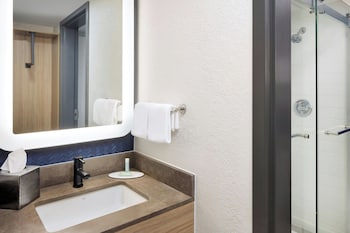 Room, 2 Queen Beds, Hearing Accessible