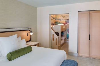Suite (Discovery Suite)
