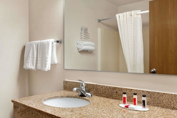 Double Room, 2 Double Beds