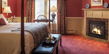 Deluxe Room, 1 King Bed