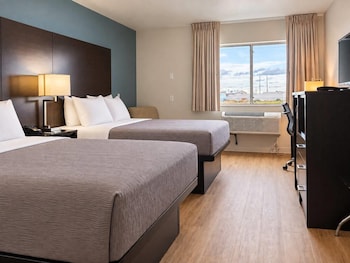 Room, 2 Queen Beds, Non Smoking (Upgrade)