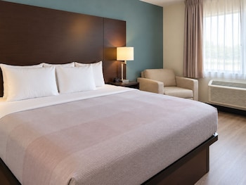 Standard Room, 1 King Bed, Non Smoking