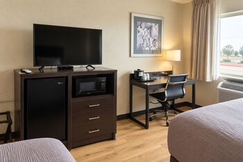 Premium Room, 2 Queen Beds, Non Smoking (Upgrade)