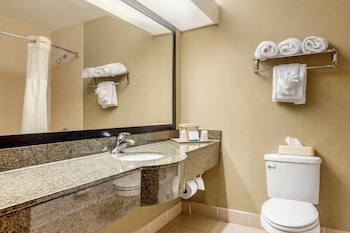 Suite, 2 Queen Beds, Non Smoking
